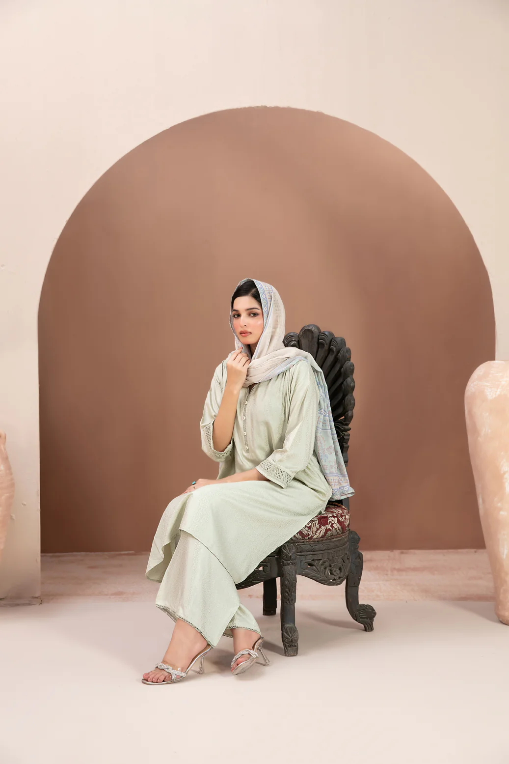D-5666 - Noori - Image 3